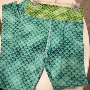 Mermaid athletic leggings, great condition only worn once!